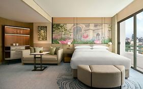 Sheraton Saigon Grand Opera Hotel